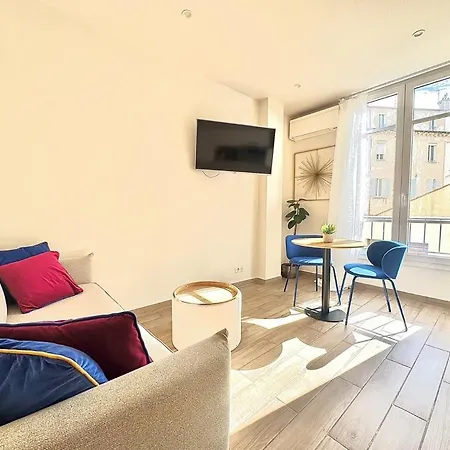 Apartment Lions Palais Hoche Center Cannes